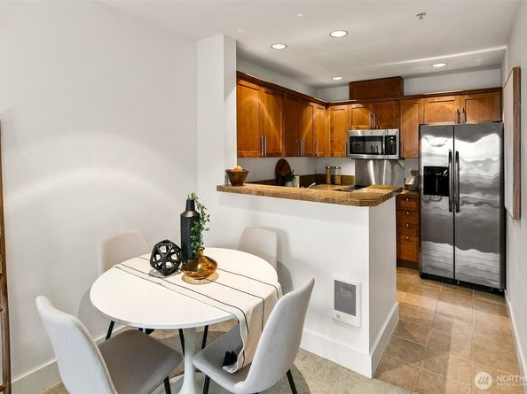 123 queen Anne Avenue N A406, Seattle WA 98109