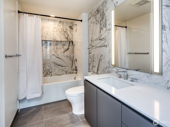 2510 6th Avenue 1904, Seattle WA 98121