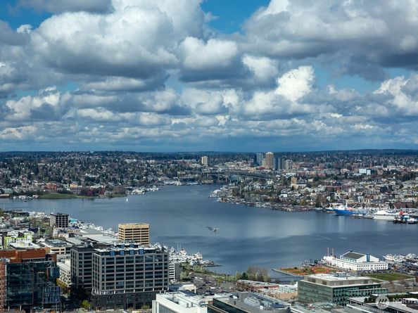 2510 6th Avenue 1904, Seattle WA 98121