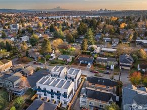 738 D N 92nd Street, Seattle WA 98103