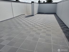 738 D N 92nd Street, Seattle WA 98103