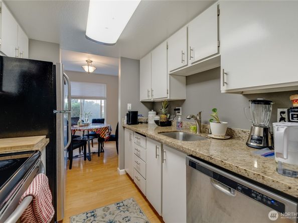 323 75th Street SE A14, Everett WA 98203