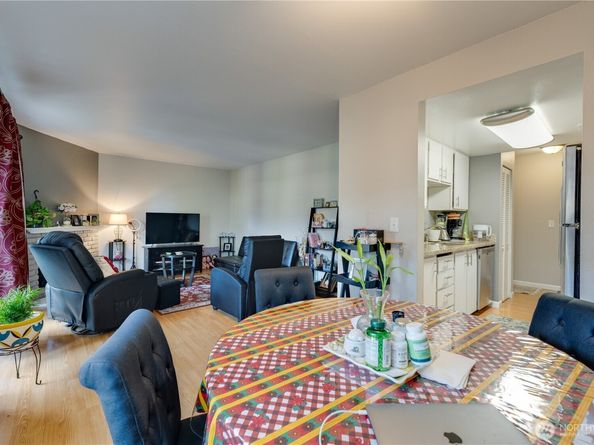 323 75th Street SE A14, Everett WA 98203