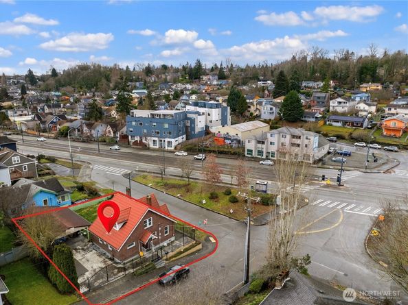 5202 35th Avenue S, Seattle WA 98118