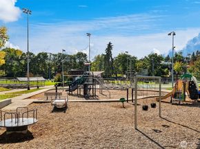 5202 35th Avenue S, Seattle WA 98118