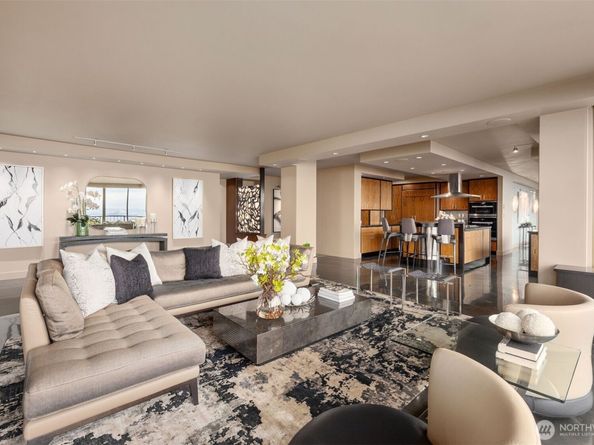 111 W Highland Drive 9E&9W, Seattle WA 98119