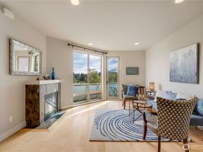 10536 24th Ave NE, Seattle WA 98125