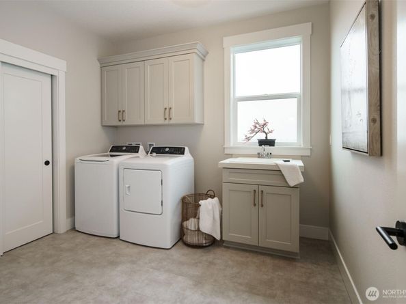 5631 Thornhill Avenue SW, Port Orchard WA 98367