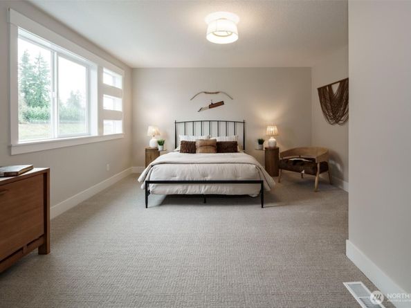 5631 Thornhill Avenue SW, Port Orchard WA 98367