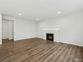 27113 30th Place S 23, Kent WA 98032
