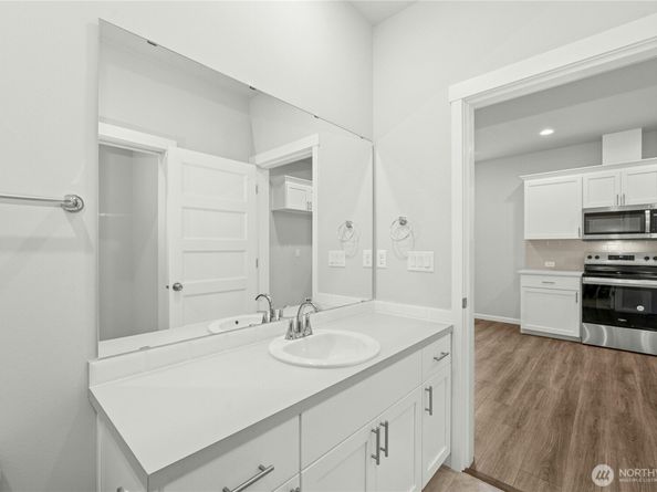 27113 30th Place S 23, Kent WA 98032