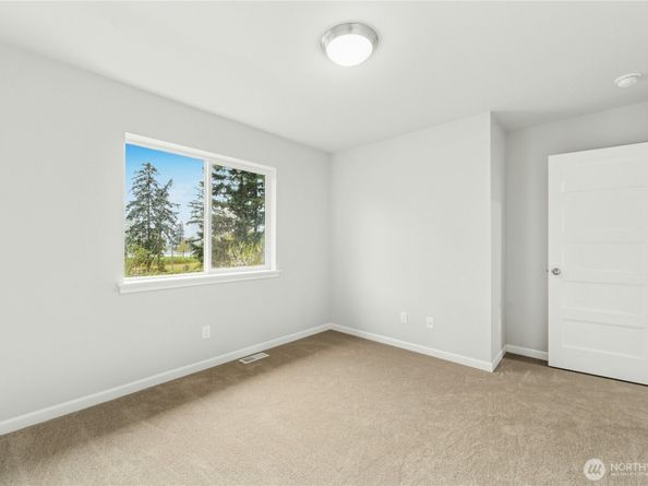 27113 30th Place S 23, Kent WA 98032