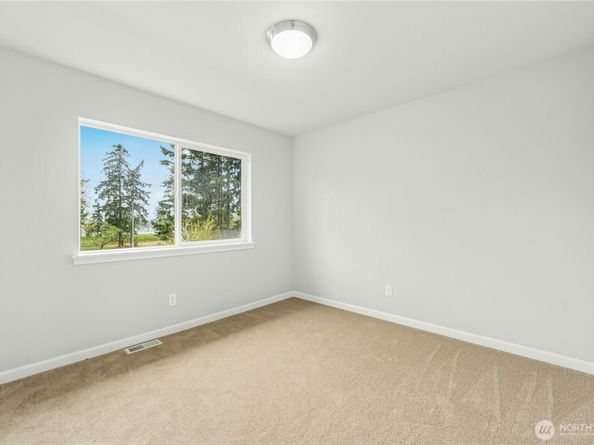 27113 30th Place S 23, Kent WA 98032