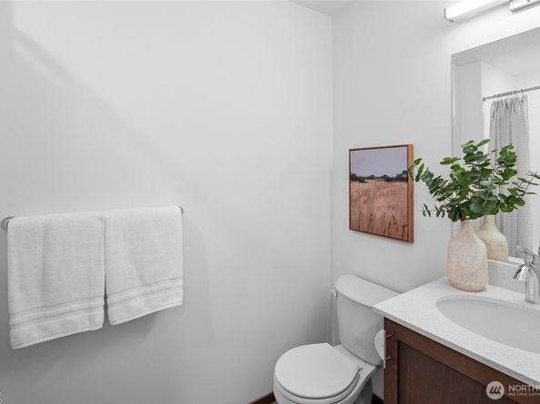 1359 Nolta Loop NE, Bainbridge Island WA 98110