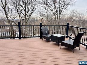 661 Clinton Place, Ridgefield NJ 07657