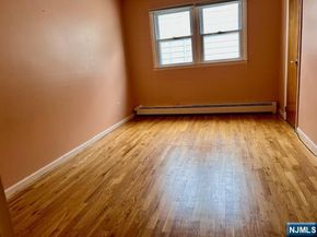 661 Clinton Place, Ridgefield NJ 07657