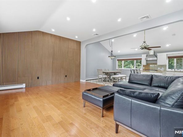 651 Floyd Street, Englewood Cliffs NJ 07632
