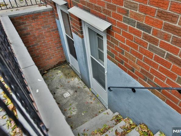 220-222 8th Street, Fairview NJ 07022