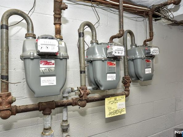 220-222 8th Street, Fairview NJ 07022