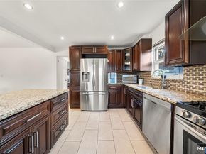 636 Elm Avenue, Ridgefield NJ 07657