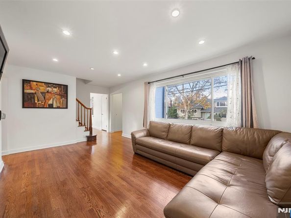 636 Elm Avenue, Ridgefield NJ 07657