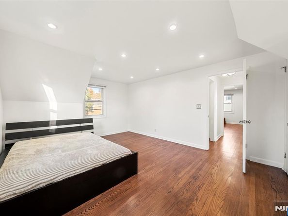 636 Elm Avenue, Ridgefield NJ 07657