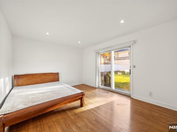 636 Elm Avenue, Ridgefield NJ 07657