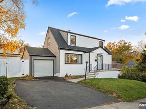 636 Elm Avenue, Ridgefield NJ 07657