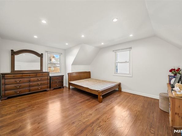 636 Elm Avenue, Ridgefield NJ 07657