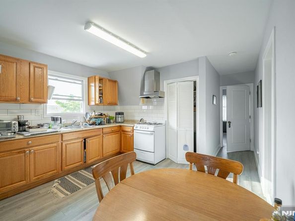 162 Glenwood Avenue, Jersey City NJ 07306