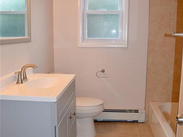 533 ROFF Avenue, Palisades Park NJ 07650