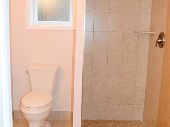 533 ROFF Avenue, Palisades Park NJ 07650