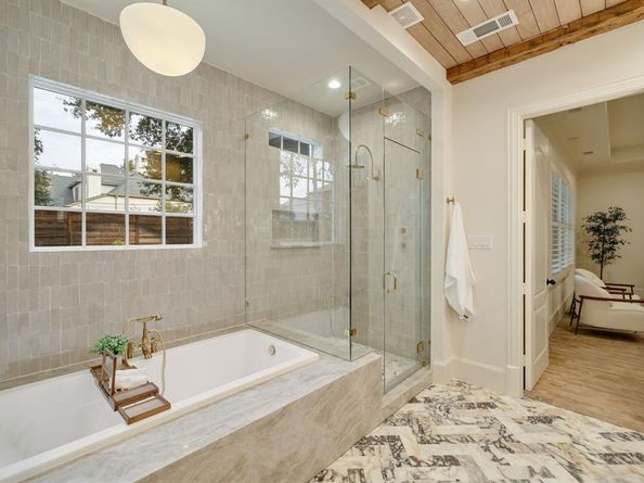 6411  Orchid Lane , Dallas Texas 75230