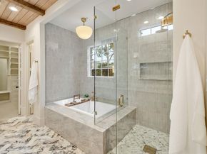 6411  Orchid Lane , Dallas Texas 75230