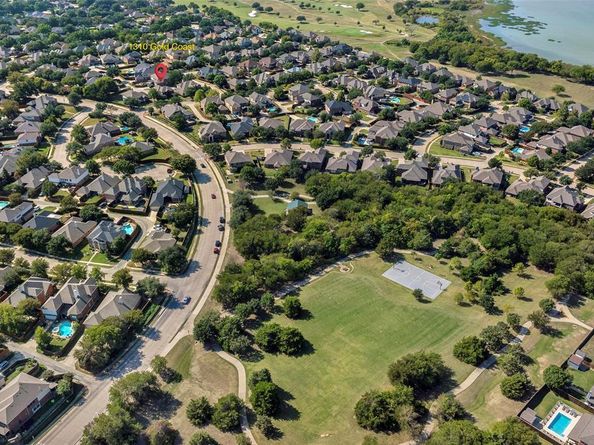 1310  Gold Coast Drive , Rockwall Texas 75087