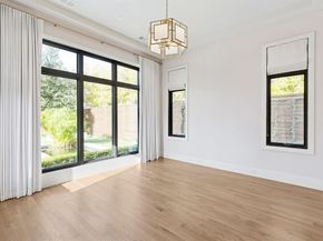 4447  Taos Road , Dallas Texas 75209