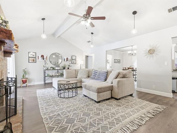 2705  Chebi Lane , Denton Texas 76209