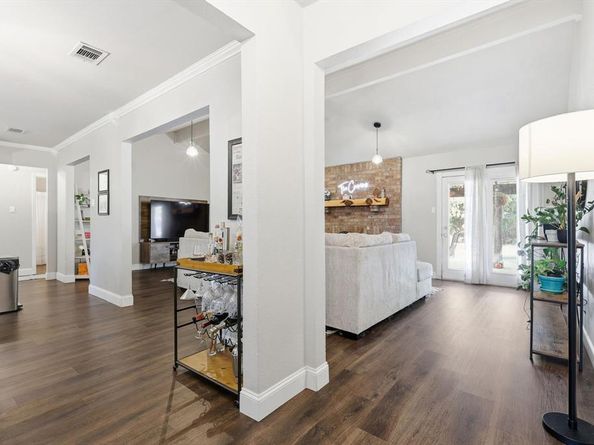 2705  Chebi Lane , Denton Texas 76209