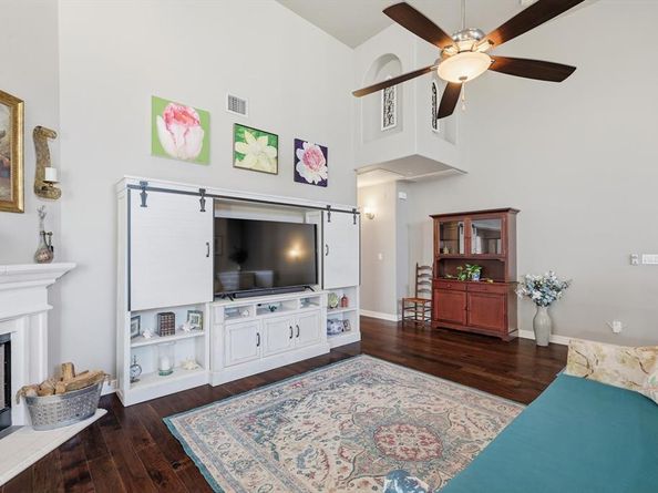 2554  Adam Lane , Lewisville Texas 75056