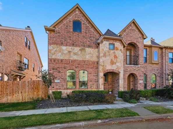 2554  Adam Lane , Lewisville Texas 75056