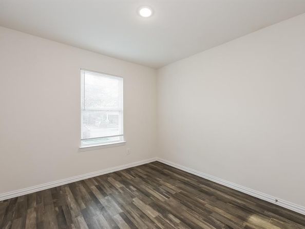 3111  Mcdermott Avenue , Dallas Texas 75215