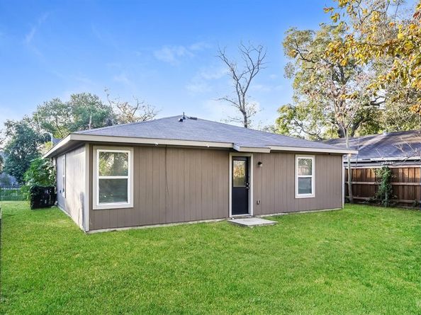 3111  Mcdermott Avenue , Dallas Texas 75215