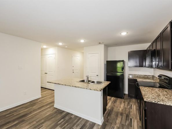 3111  Mcdermott Avenue , Dallas Texas 75215