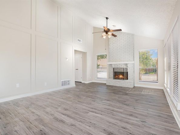 2212  Heritage Circle , Carrollton Texas 75006