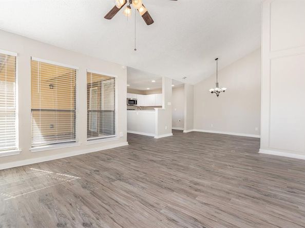 2212  Heritage Circle , Carrollton Texas 75006