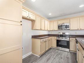 2212  Heritage Circle , Carrollton Texas 75006