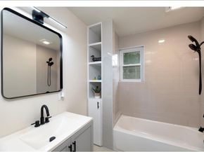 1413  Hill Street , Grapevine Texas 76051