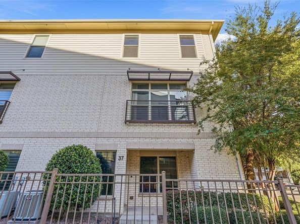 2325  Stutz Drive  37, Dallas Texas 75235