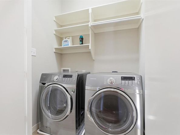 2325  Stutz Drive  37, Dallas Texas 75235