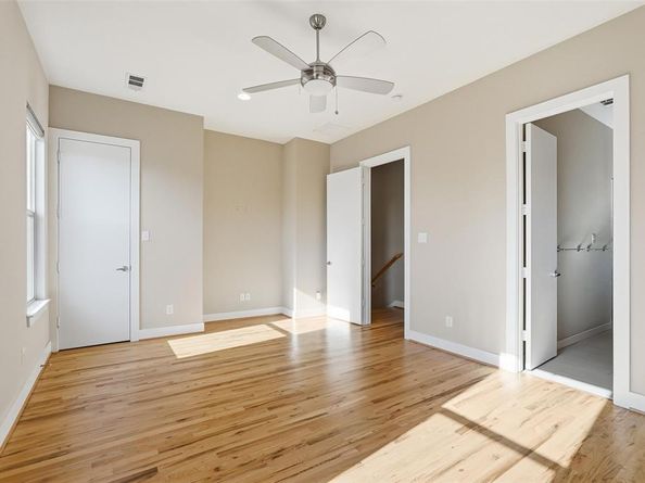 2325  Stutz Drive  37, Dallas Texas 75235